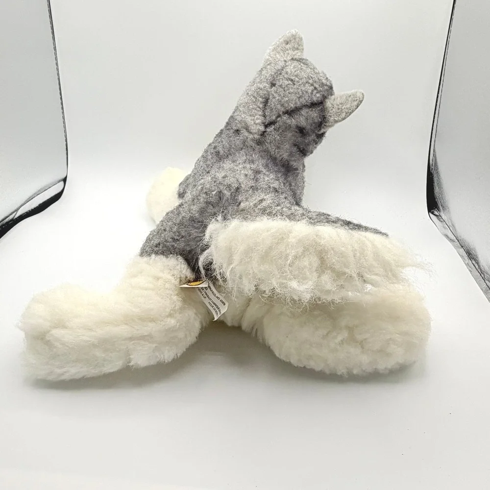 Bass Pro Shops Sasha Husky Plush Stuffed Animal Kids Grey White Realistic